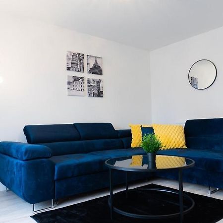 Stylish House With Private Parking Vila Glasgow Exterior foto